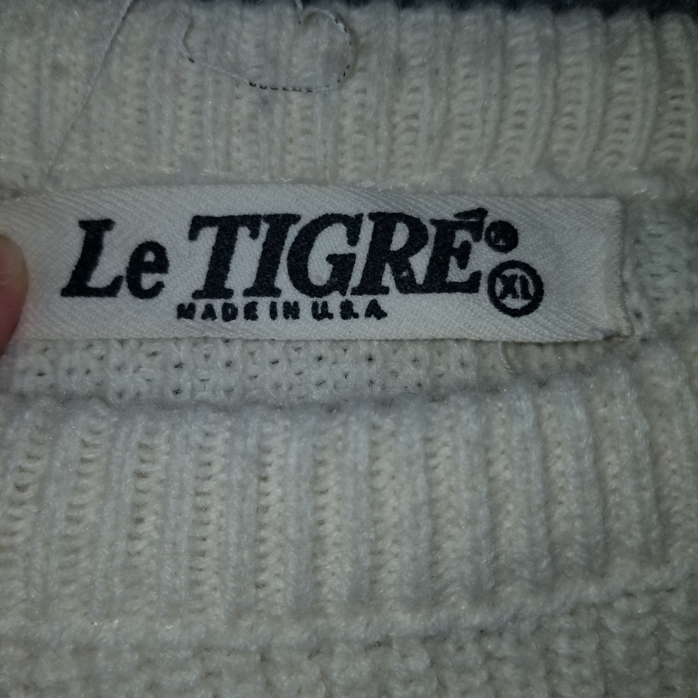 Sweater - Picture 3 of 3